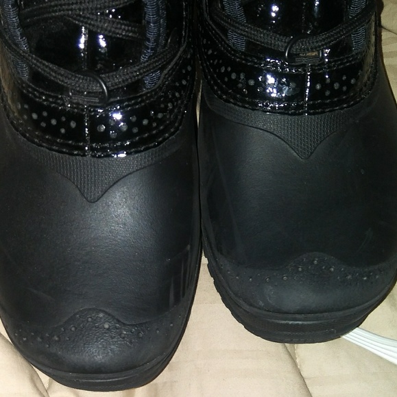 North face boots - Picture 3 of 8